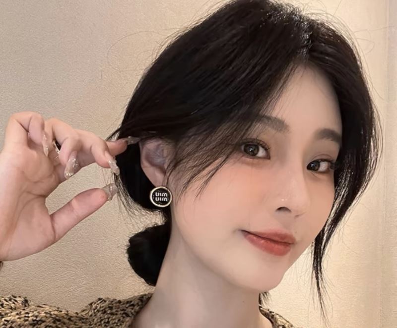 MIU MIU